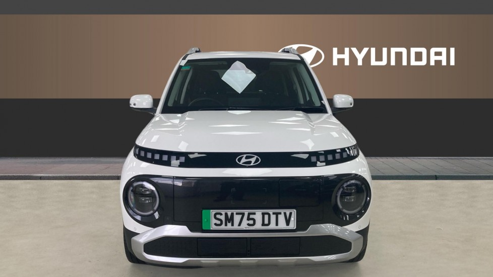 Hyundai INSTER 85kW 02 49kWh 5dr Auto Electric Hatchback - Image 3