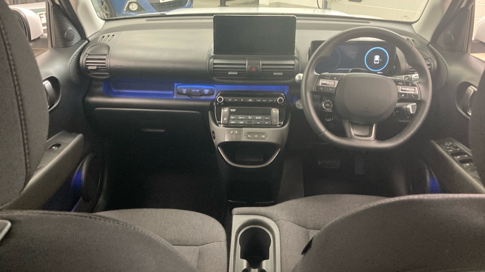Hyundai INSTER 85kW 02 49kWh 5dr Auto Electric Hatchback - Image 10