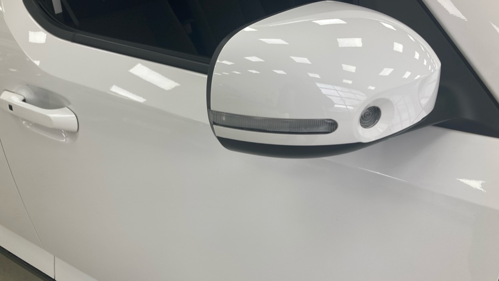 Hyundai INSTER 85kW 02 49kWh 5dr Auto Electric Hatchback - Image 38