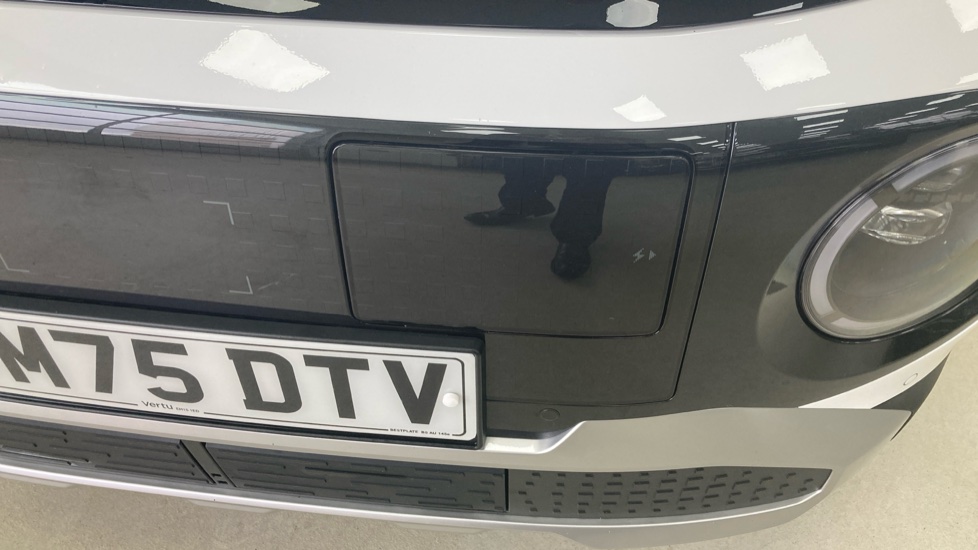 Hyundai INSTER 85kW 02 49kWh 5dr Auto Electric Hatchback - Image 40