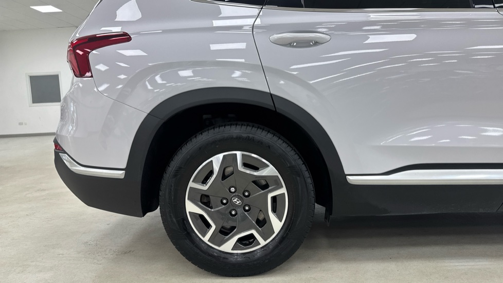 Hyundai SANTA FE 1.6 TGDi Hybrid Premium 5dr Auto Hybrid Estate - Image 7