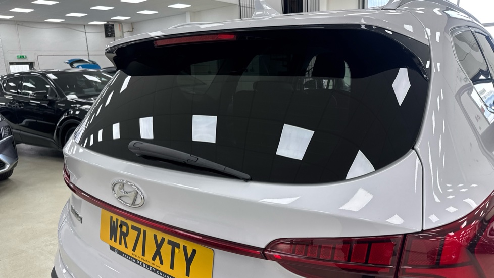 Hyundai SANTA FE 1.6 TGDi Hybrid Premium 5dr Auto Hybrid Estate - Image 37