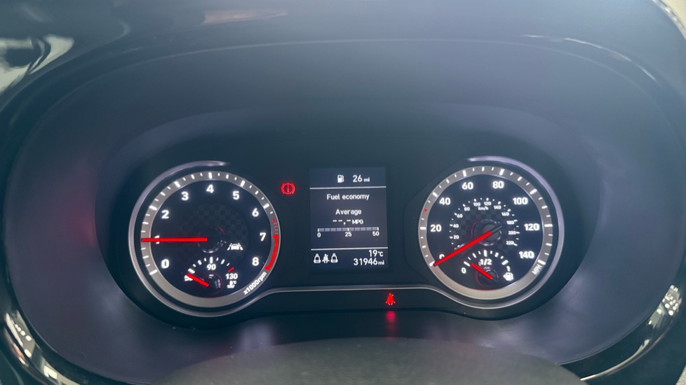 Hyundai i10 1.0 MPi SE Connect 5dr Petrol Hatchback - Image 22