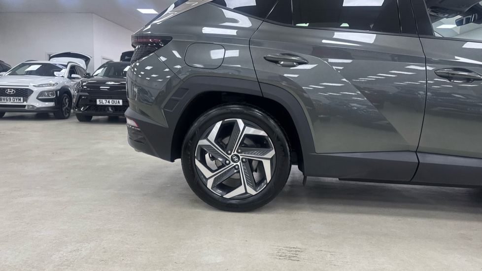 Hyundai TUCSON 1.6 TGDi Plug-in Hybrid Ultimate 5dr 4WD Auto Estate - Image 7