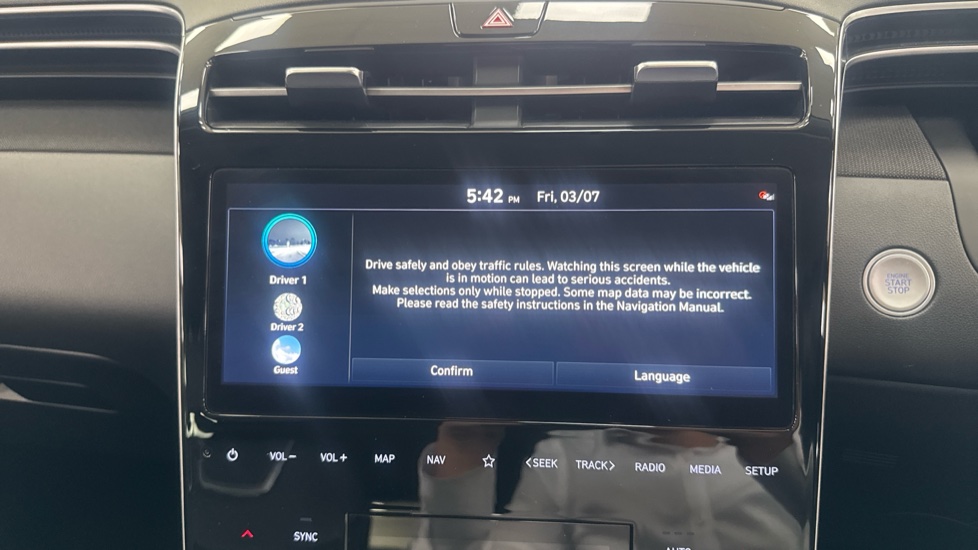 Hyundai TUCSON 1.6 TGDi Plug-in Hybrid Ultimate 5dr 4WD Auto Estate - Image 12