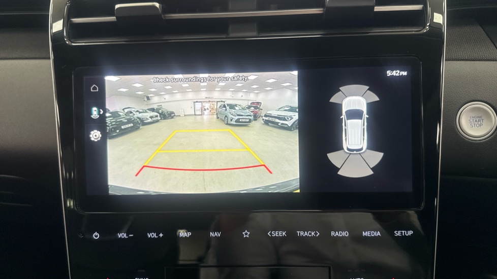 Hyundai TUCSON 1.6 TGDi Plug-in Hybrid Ultimate 5dr 4WD Auto Estate - Image 22