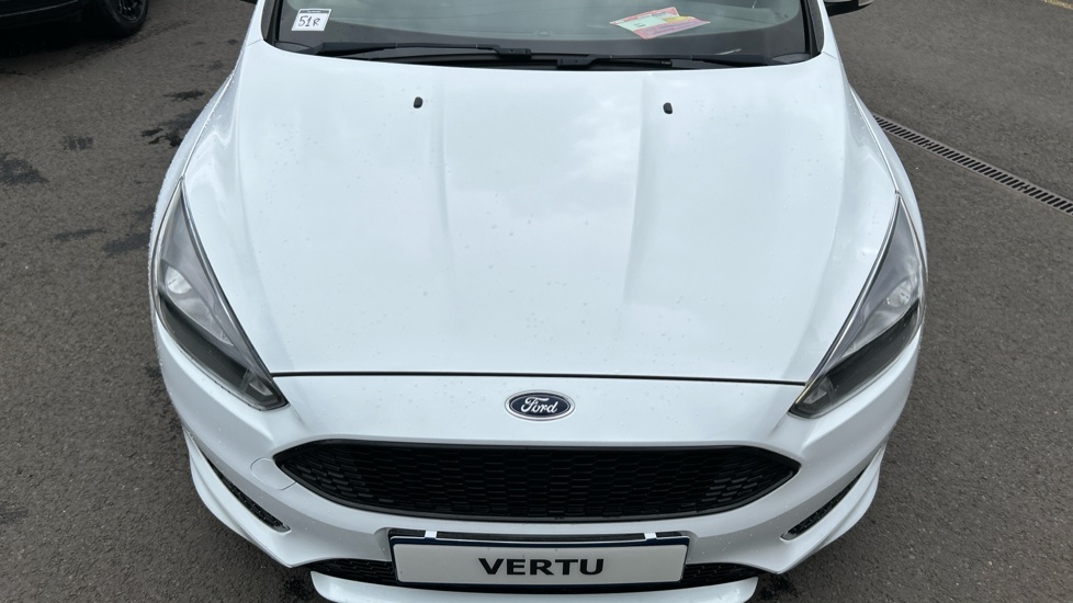 Ford Focus 1.5 TDCi 120 ST-Line 5dr Diesel Hatchback - Image 8
