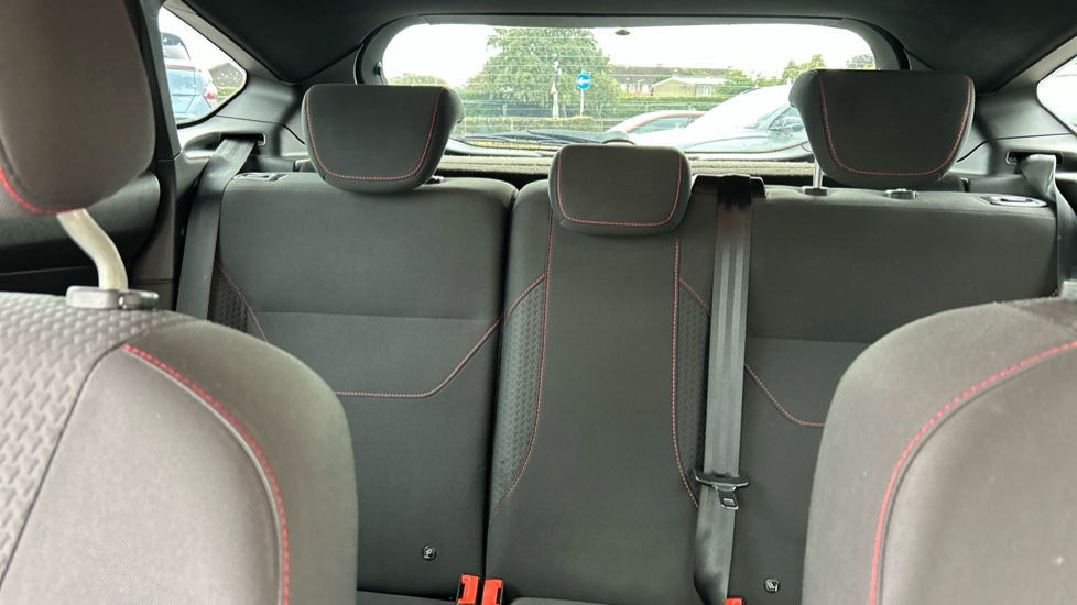 Ford Focus 1.5 TDCi 120 ST-Line 5dr Diesel Hatchback - Image 15