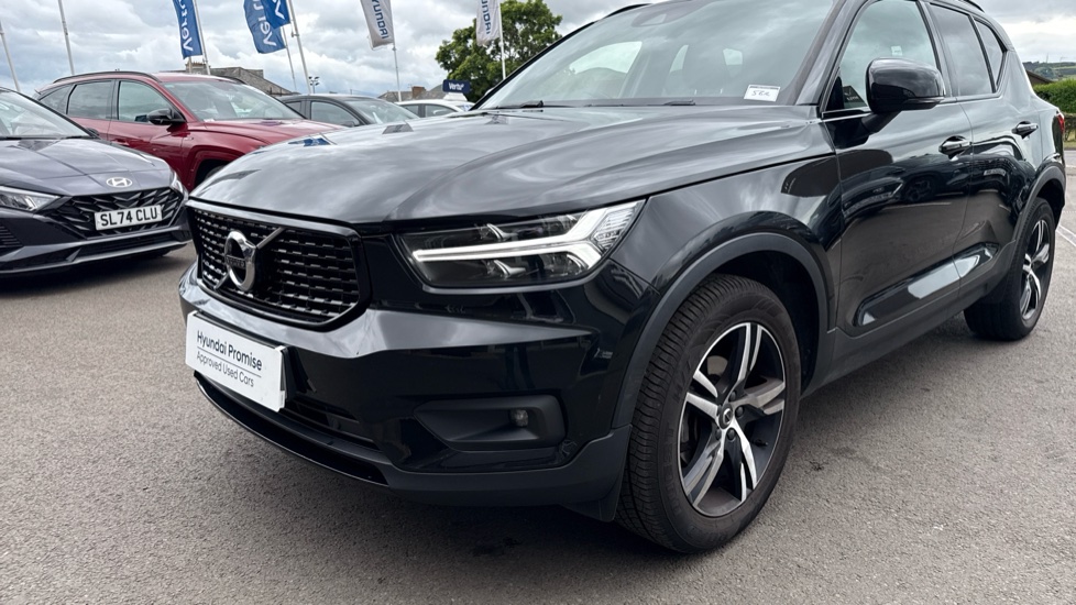 Volvo XC40 1.5 T3 [163] R DESIGN 5dr Geartronic Petrol Estate - Image 39
