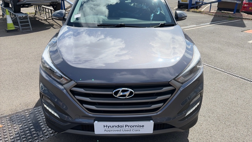 Hyundai TUCSON 1.6 GDi Blue Drive SE Nav 5dr 2WD Petrol Estate - Image 8
