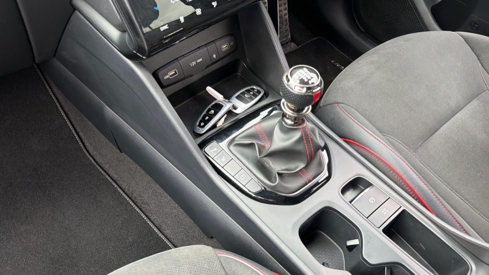 Hyundai TUCSON 1.6 TGDi N Line S 5dr 2WD Petrol Estate - Image 13