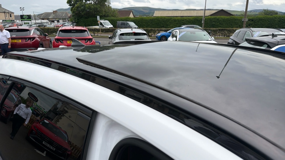 Hyundai TUCSON 1.6 TGDi N Line S 5dr 2WD Petrol Estate - Image 35