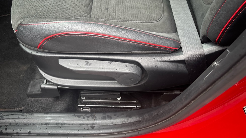Hyundai TUCSON 1.6 TGDi N Line S 5dr 2WD Petrol Estate - Image 42