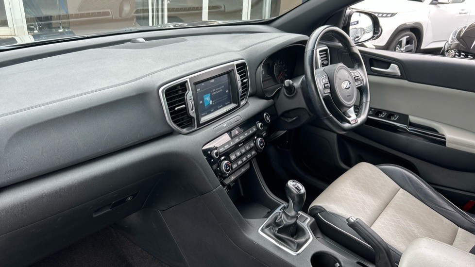 Kia Sportage 2.0 CRDi GT-Line 5dr [AWD] Diesel Estate - Image 9