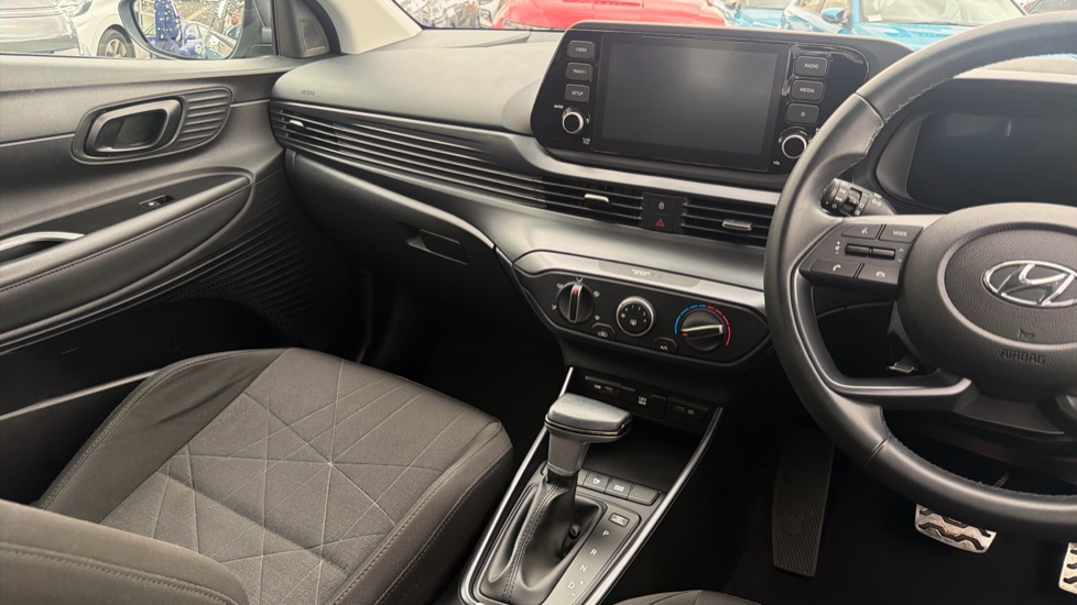 Hyundai BAYON 1.0 TGDi 48V MHEV SE Connect 5dr DCT Petrol Hatchback - Image 14