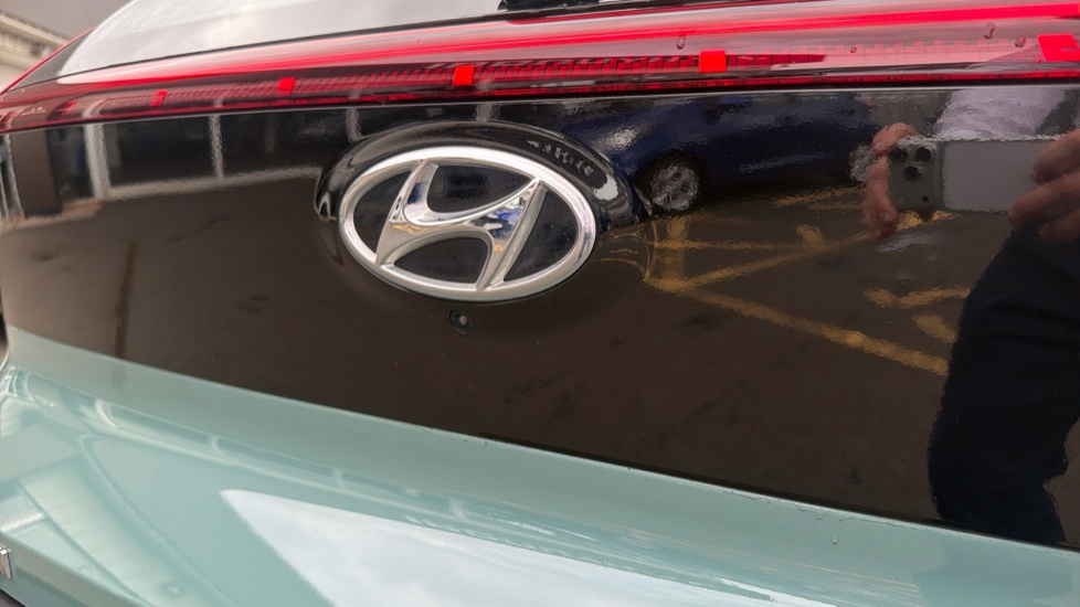 Hyundai BAYON 1.0 TGDi 48V MHEV SE Connect 5dr DCT Petrol Hatchback - Image 39