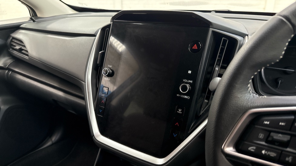 Subaru Crosstrek 2.0i e-Boxer Limited 5dr Lineartronic Hybrid Hatchback - Image 12