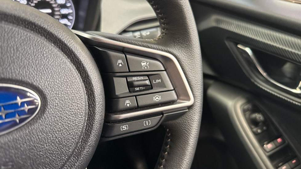 Subaru Crosstrek 2.0i e-Boxer Limited 5dr Lineartronic Hybrid Hatchback - Image 22