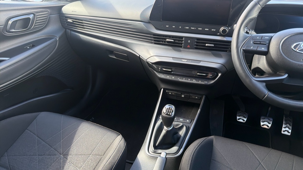 Hyundai BAYON 1.0 TGDi 48V MHEV Premium 5dr Petrol Hatchback - Image 14