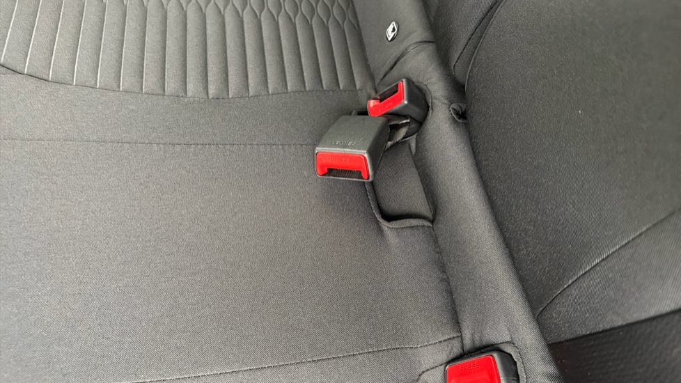 Hyundai i10 1.0 T-GDi N Line 5dr Petrol Hatchback - Image 17