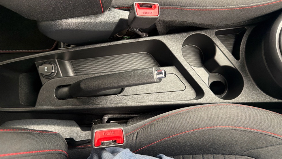 Hyundai i10 1.0 T-GDi N Line 5dr Petrol Hatchback - Image 34
