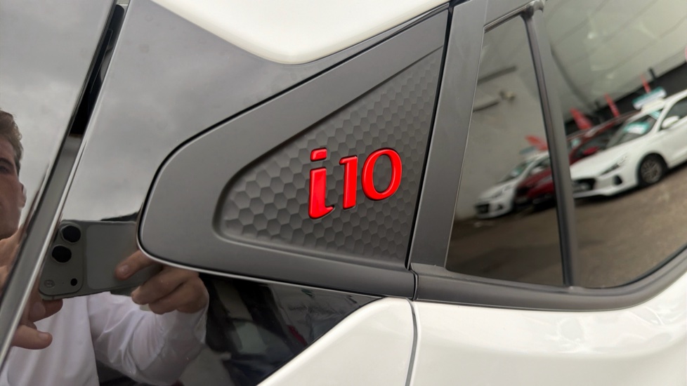 Hyundai i10 1.0 T-GDi N Line 5dr Petrol Hatchback - Image 38