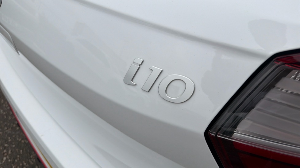 Hyundai i10 1.0 T-GDi N Line 5dr Petrol Hatchback - Image 39