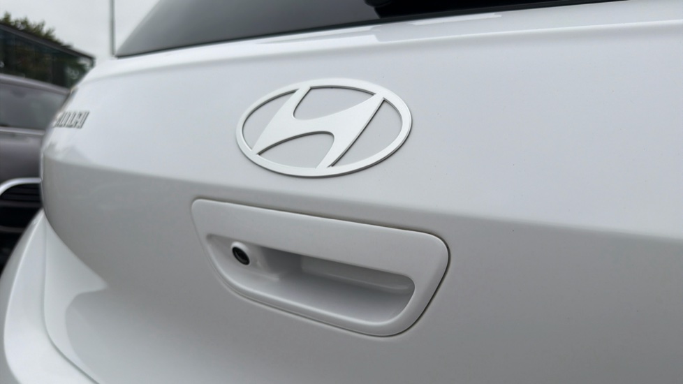 Hyundai i10 1.0 T-GDi N Line 5dr Petrol Hatchback - Image 40