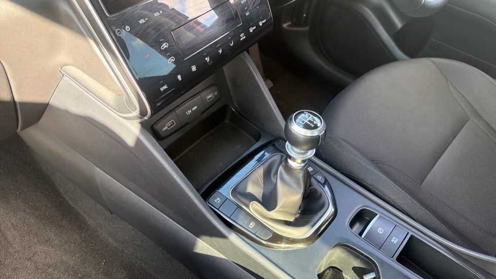 Hyundai TUCSON 1.6 TGDi SE Connect 5dr 2WD Petrol Estate - Image 13