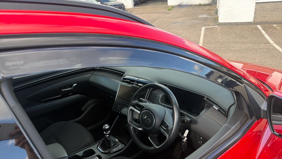 Hyundai TUCSON 1.6 TGDi SE Connect 5dr 2WD Petrol Estate - Image 37