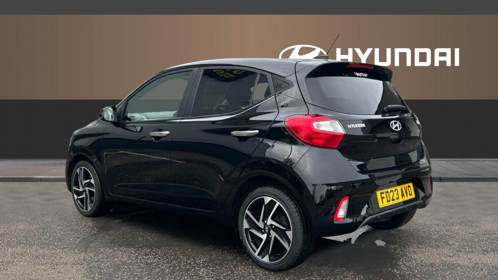 Hyundai i10 1.2 MPi Premium 5dr Petrol Hatchback - Image 2