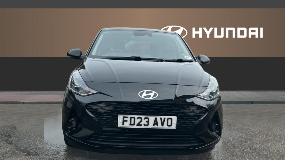 Hyundai i10 1.2 MPi Premium 5dr Petrol Hatchback - Image 3