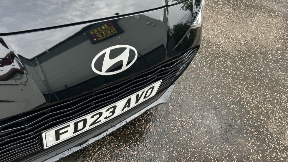 Hyundai i10 1.2 MPi Premium 5dr Petrol Hatchback - Image 40