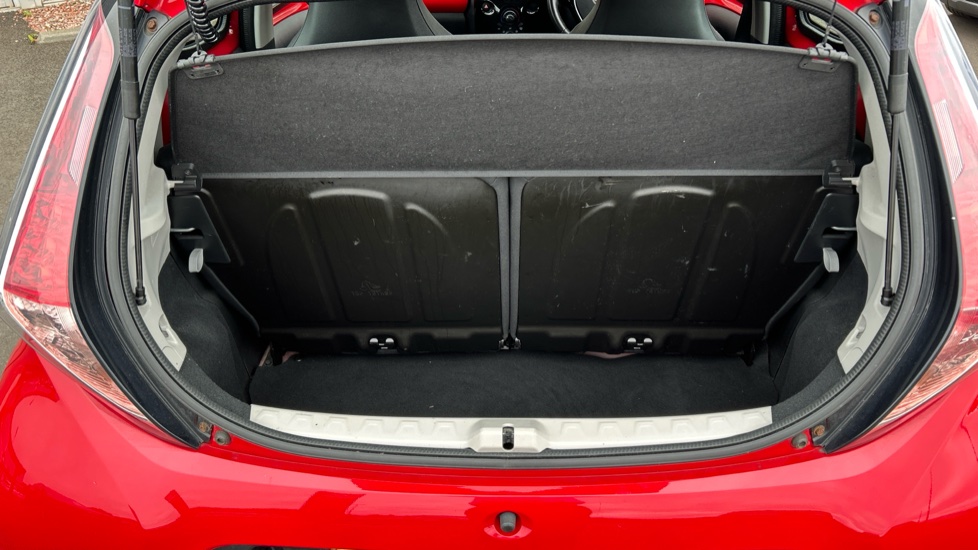 Toyota Aygo 1.0 VVT-i X-Pression 5dr Petrol Hatchback - Image 4