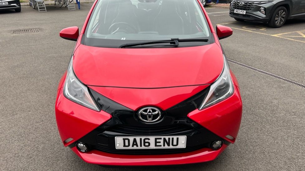 Toyota Aygo 1.0 VVT-i X-Pression 5dr Petrol Hatchback - Image 8