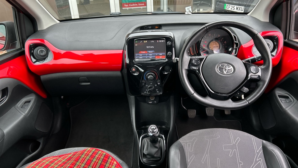 Toyota Aygo 1.0 VVT-i X-Pression 5dr Petrol Hatchback - Image 10