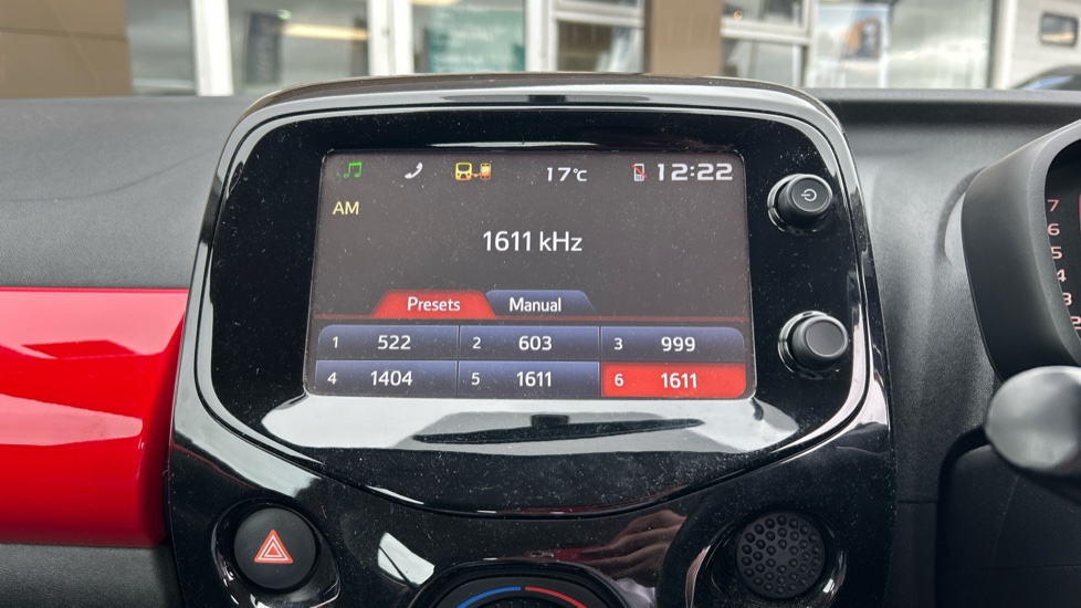 Toyota Aygo 1.0 VVT-i X-Pression 5dr Petrol Hatchback - Image 12