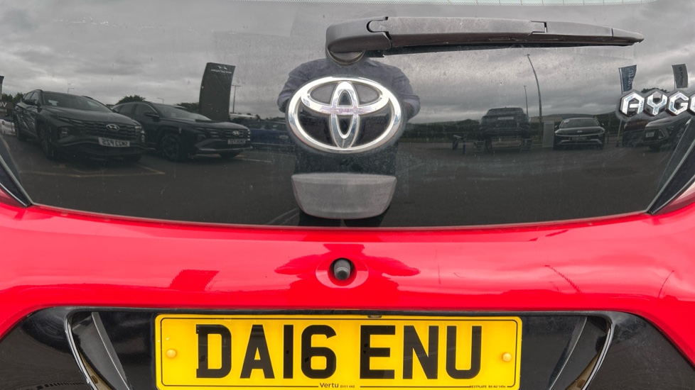 Toyota Aygo 1.0 VVT-i X-Pression 5dr Petrol Hatchback - Image 41