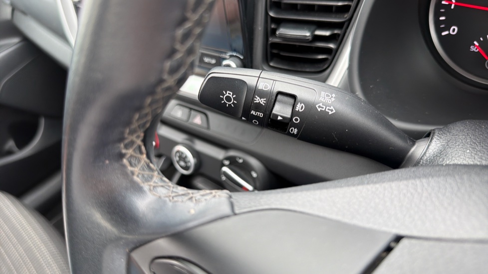 Kia Stonic 1.0T GDi 99 2 5dr Petrol Estate - Image 30