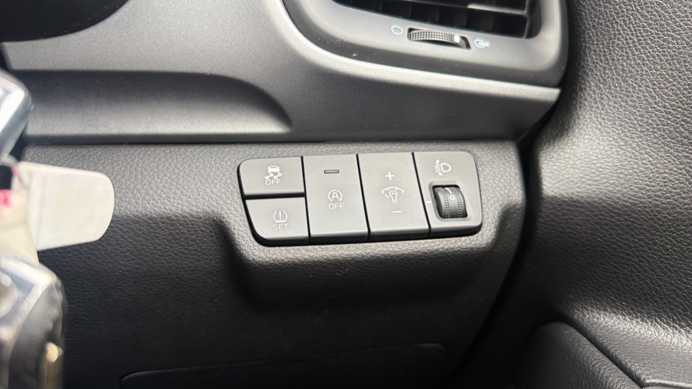 Kia Stonic 1.0T GDi 99 2 5dr Petrol Estate - Image 33