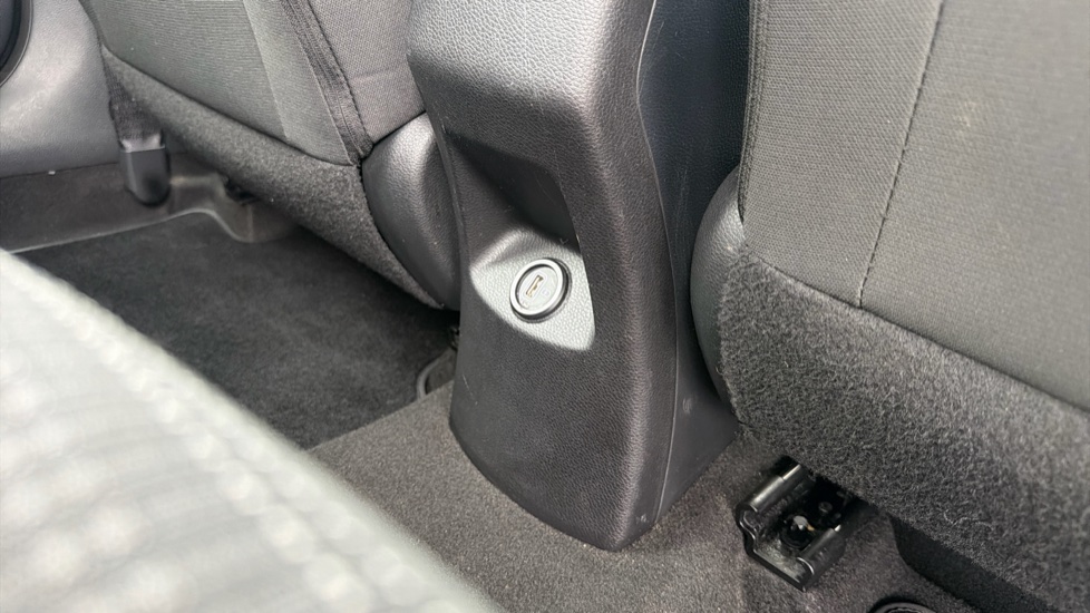 Kia Stonic 1.0T GDi 99 2 5dr Petrol Estate - Image 36