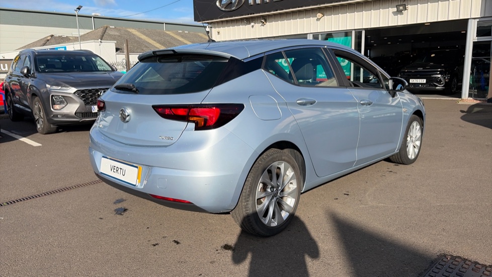 Vauxhall Astra 1.4T 16V 150 Design 5dr Auto Petrol Hatchback - Image 36