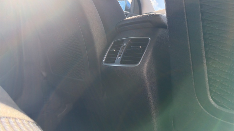 Hyundai TUCSON 1.7 CRDi Blue Drive SE 5dr 2WD DCT Diesel Estate - Image 38