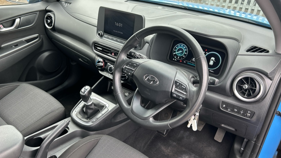 Hyundai KONA 1.0 TGDi 48V MHEV SE Connect 5dr Petrol Hatchback - Image 11
