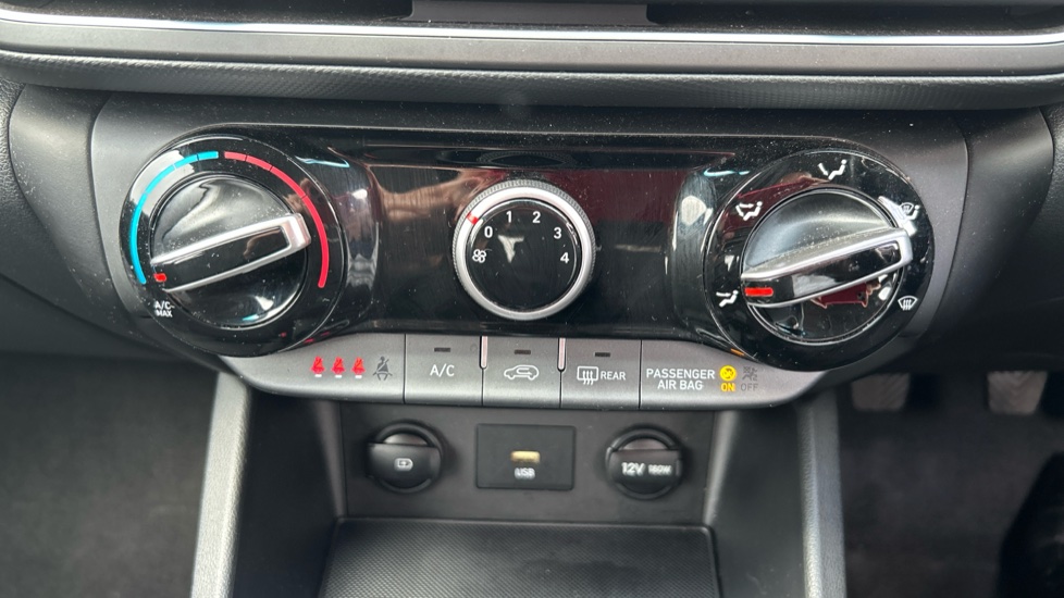 Hyundai KONA 1.0 TGDi 48V MHEV SE Connect 5dr Petrol Hatchback - Image 23