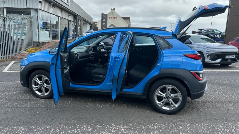 Hyundai KONA 1.0 TGDi 48V MHEV SE Connect 5dr Petrol Hatchback - Image 45