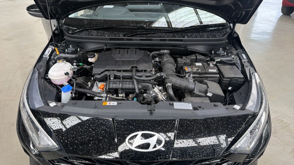 Hyundai i20 1.0T GDi Advance [Nav] 5dr Petrol Hatchback - Image 8