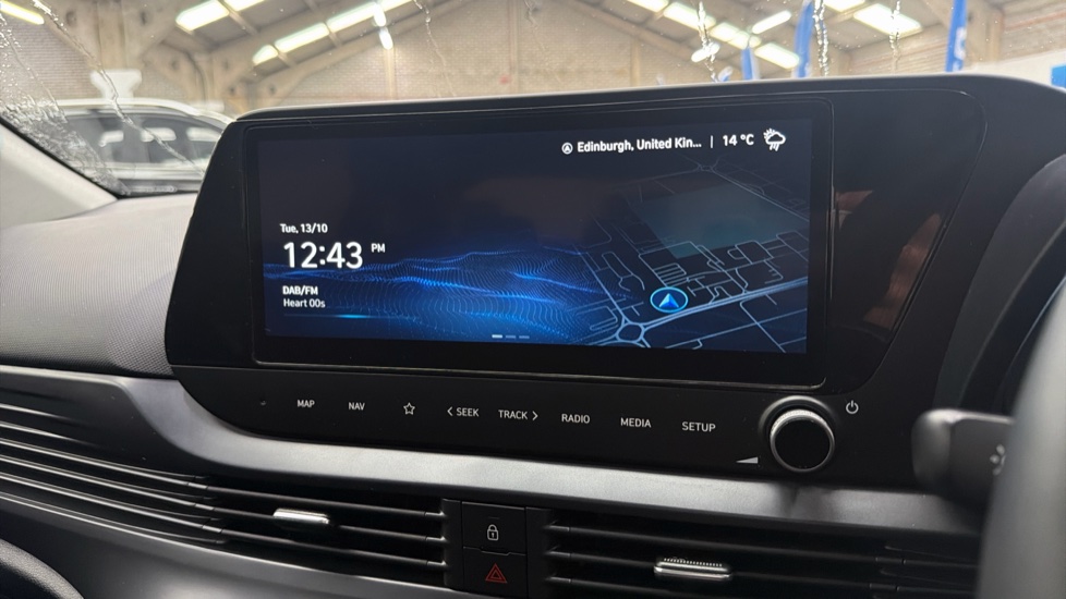 Hyundai i20 1.0T GDi Advance [Nav] 5dr Petrol Hatchback - Image 12