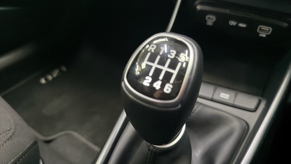 Hyundai i20 1.0T GDi Advance [Nav] 5dr Petrol Hatchback - Image 22