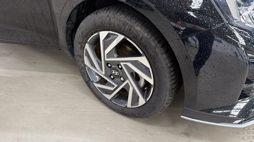 Hyundai i20 1.0T GDi Advance [Nav] 5dr Petrol Hatchback - Image 36